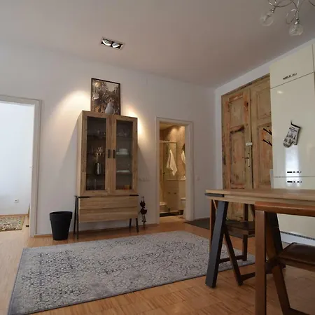 Teodora's Studio Апартаменти